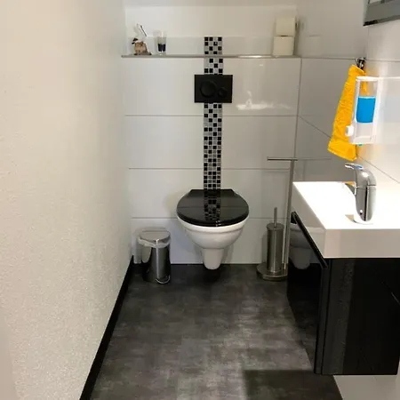 Hotel Am Mueritzhafen Garni