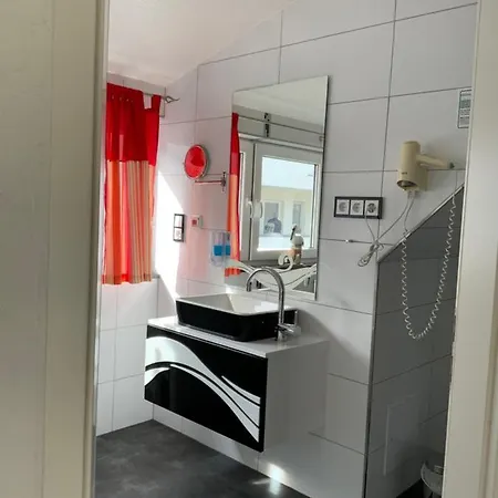 Hotel Am Müritzhafen Garni *