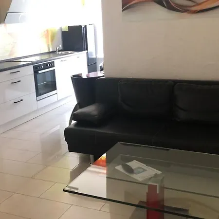 Am Müritzhafen Garni Hotel *