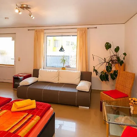 Am Mueritzhafen Garni Hotel *