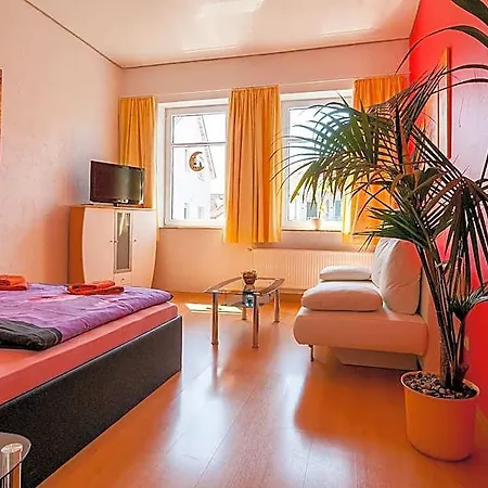 Am Mueritzhafen Garni Hotel *