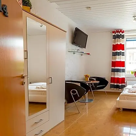 Hotel Am Mueritzhafen Garni *