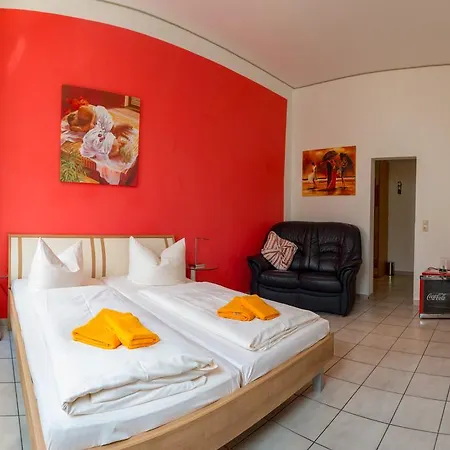 Hotel Am Mueritzhafen Garni *