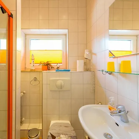 Hotel Am Mueritzhafen Garni *