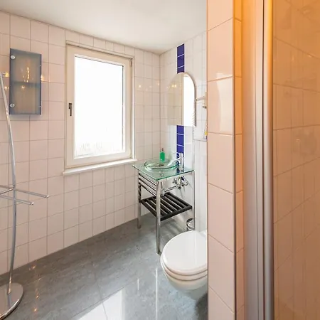 Hotel Am Müritzhafen Garni Waren (Müritz)