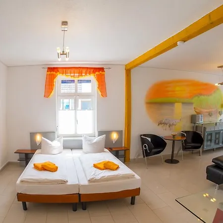 Hotel Am Mueritzhafen Garni *