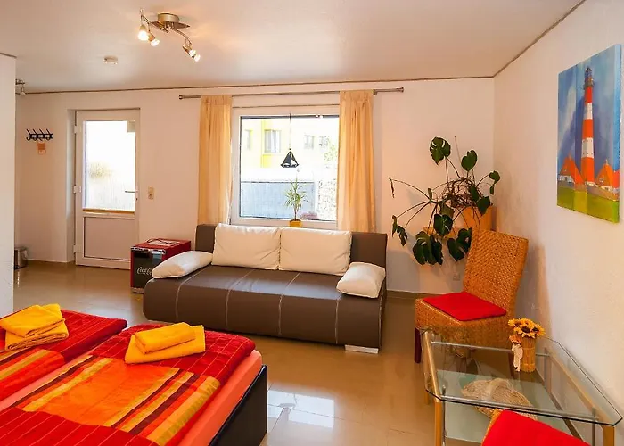 Am Mueritzhafen Garni Hotel *